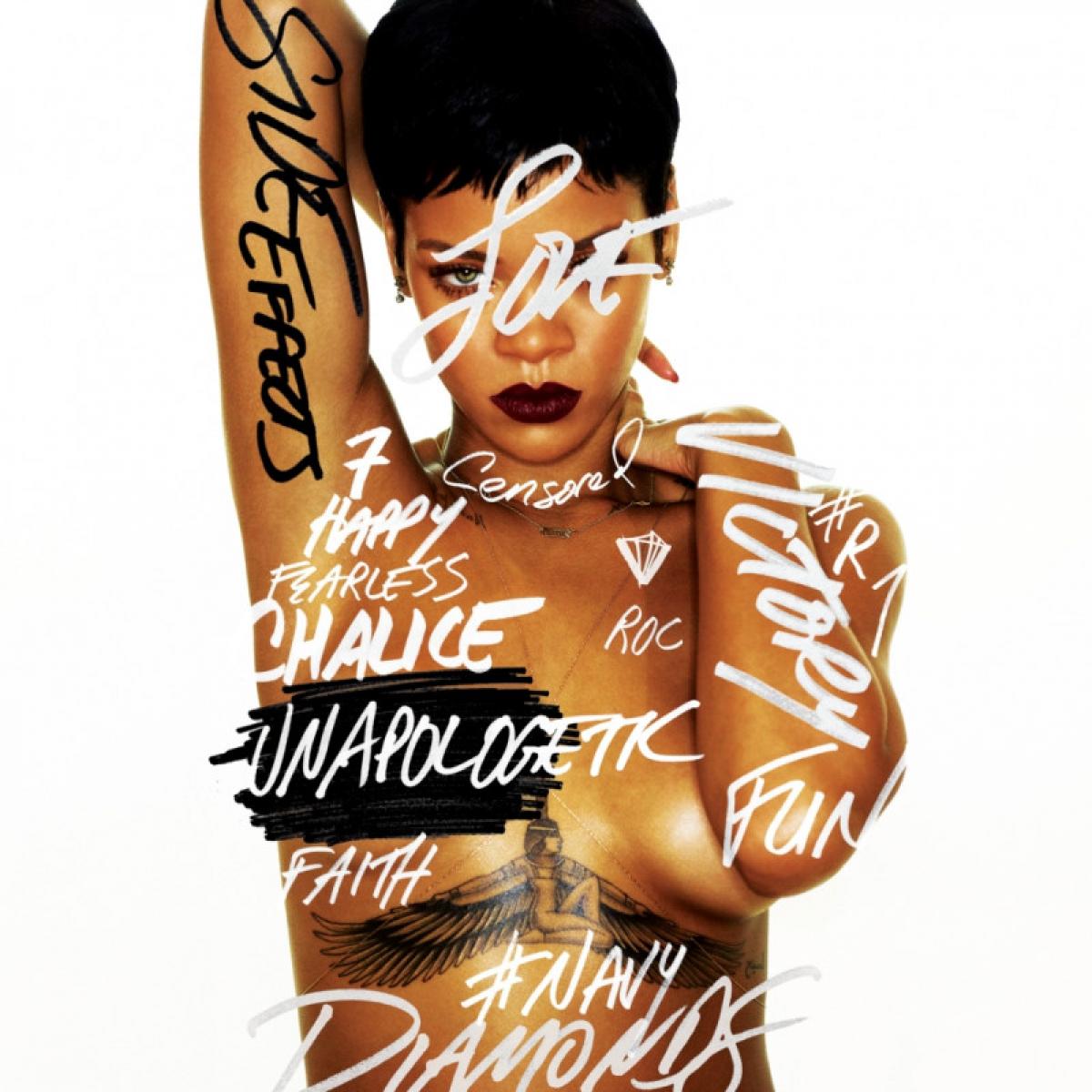 RIHANNA 