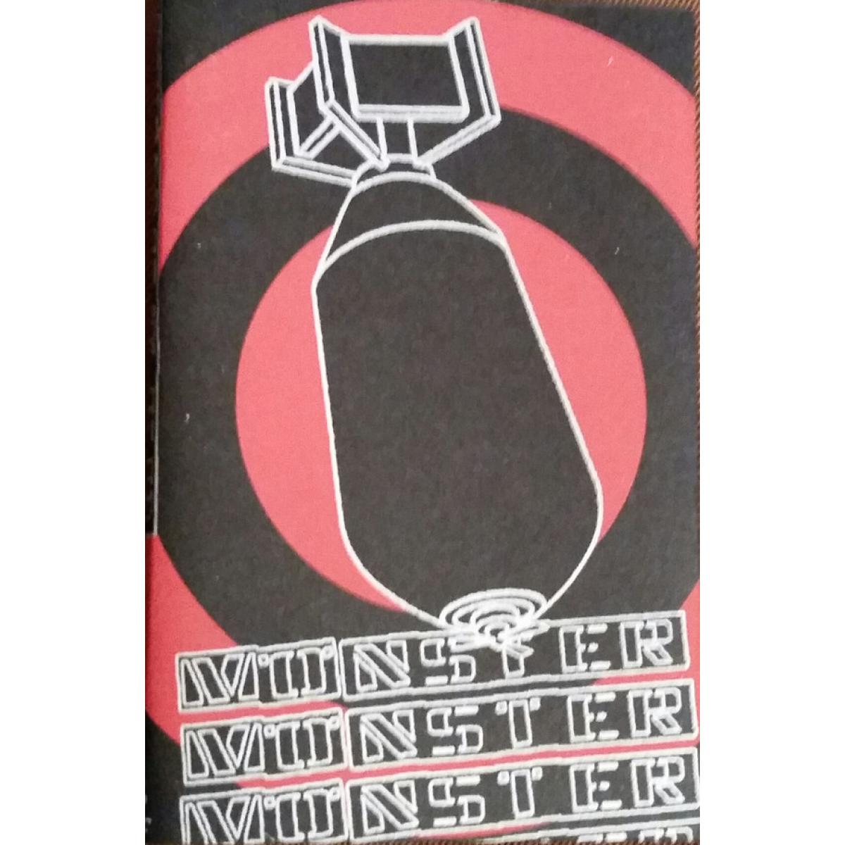 Mönster "Death Before Disorder" MC